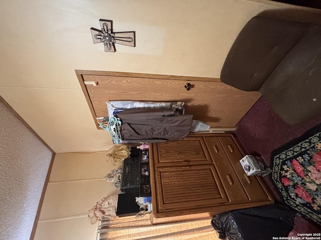 793 Fm 1986, La Pryor, TX 78872 - view of bathroom