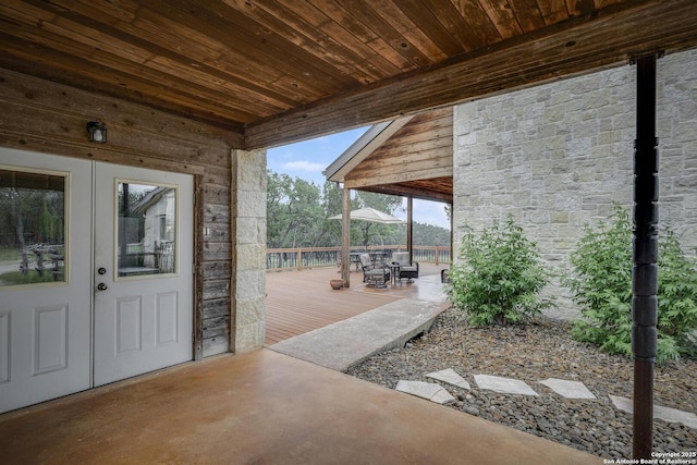 121 N Spanish Oak Trl, Kerrville, TX 78028 - deck featuring outdoor dining area