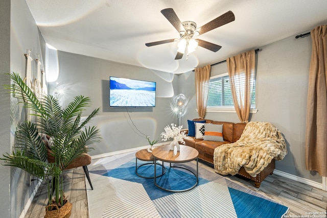 5802 Branch Vly, San Antonio, TX 78242 - living area with baseboards and a ceiling fan
