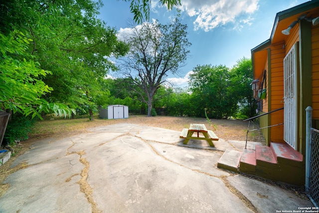 115 Elmo, San Antonio, TX 78225 - view of patio