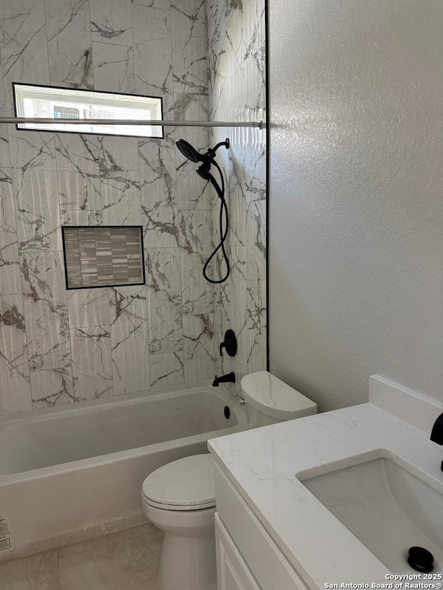 15609 Fox Ln, Selma, TX 78154 - full bathroom with toilet, vanity, and bathtub / shower combination