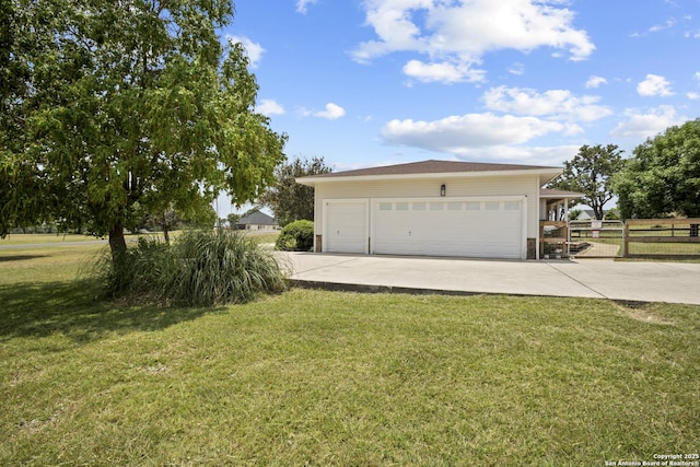 220 Glenvalley, Bandera, TX 78003 - garage with driveway