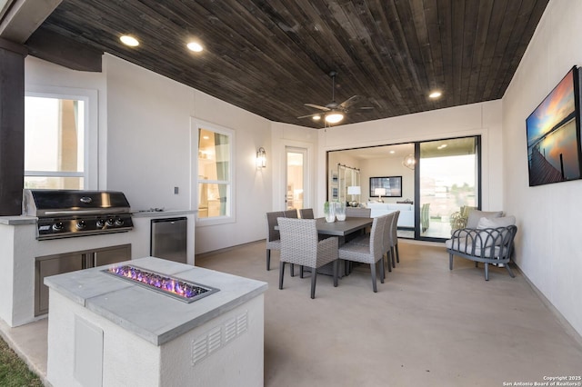 379 Borchers Blvd, New Braunfels, TX 78132 - dining room featuring wooden ceiling, recessed lighting, a ceiling fan, and finished concrete floors