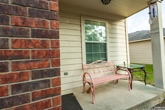 5634 Forest Cyn, San Antonio, TX 78252 - view of patio / terrace