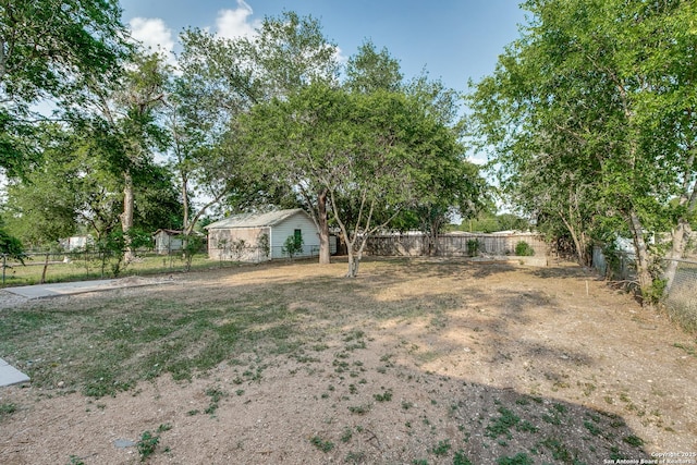 2822 Spokane, San Antonio, TX 78222 - view of fenced backyard