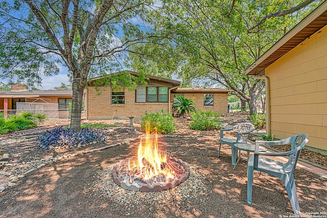 438 Cosgrove, San Antonio, TX 78210 - view of yard with a fire pit