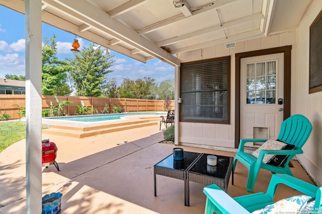 13635 Oak Breeze, Universal City, TX 78148 - fenced backyard featuring a patio area