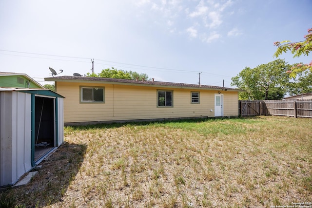 429 Aviation, Universal City, TX 78148 - view of back of house