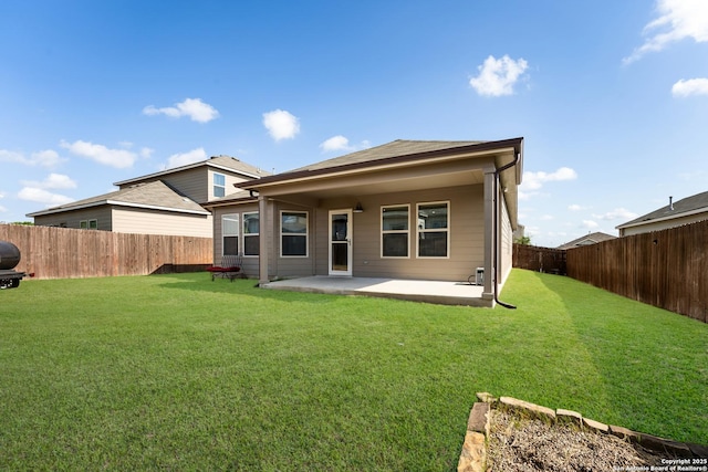 6955 Shiraz Way, Converse, TX 78109 - back of house with a patio