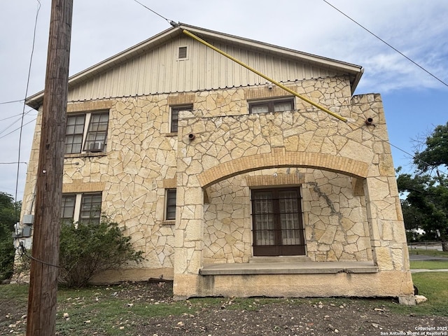 1502 W Woodlawn, San Antonio, TX 78201 - view of home's exterior featuring stone siding