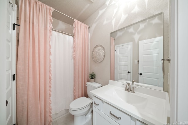 122 Indigo Bnd, Boerne, TX 78006 - bathroom with toilet, vanity, and curtained shower