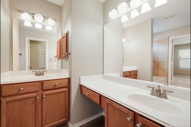 543 Willow Grove Dr, San Antonio, TX 78245 - full bath featuring vanity