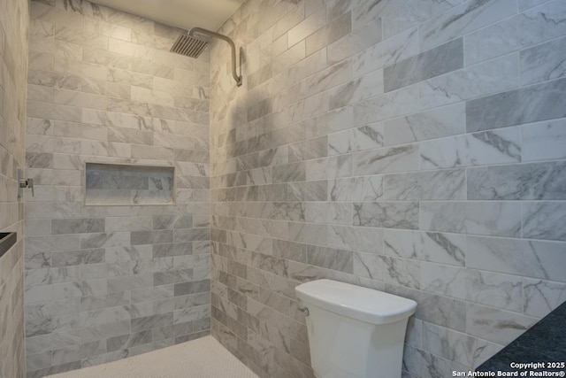 1514 Arroya Vis, San Antonio, TX 78213 - full bathroom with a tile shower and toilet