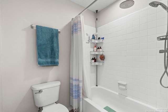 7306 Park W, San Antonio, TX 78250 - bathroom featuring shower / bath combo and toilet