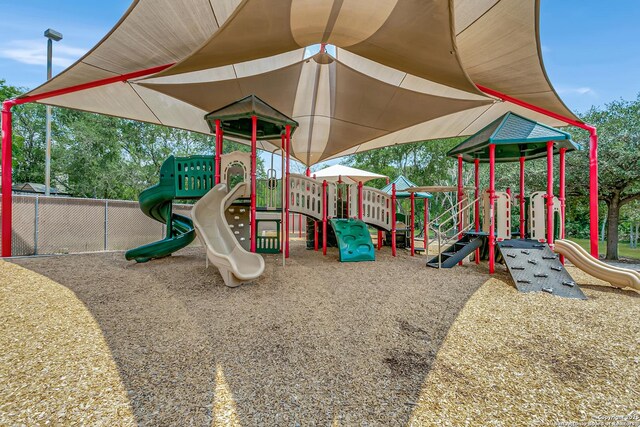 5815 Oak Run, San Antonio, TX 78247 - view of community playground