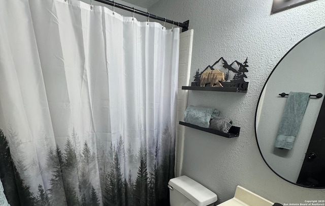 1817 Dusk Dr, Killeen, TX 76543 - full bath with toilet, a textured wall, and curtained shower