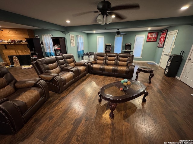101 Ghent Pl, Portland, TX 78374 - living room featuring wood finished floors, ceiling fan, recessed lighting, and baseboards