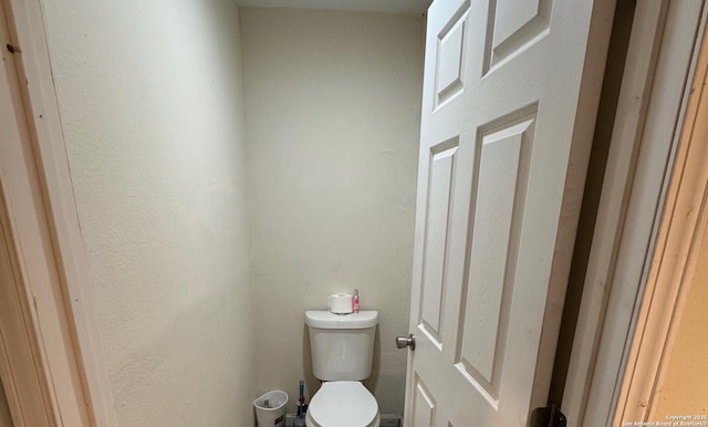 101 Ghent Pl, Portland, TX 78374 - bathroom featuring toilet
