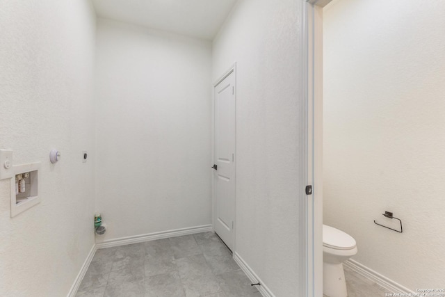 623 Recio St, San Antonio, TX 78225 - laundry area with electric dryer hookup, baseboards, and hookup for a gas dryer