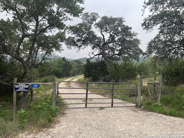 309 Walnut Rd, Fredericksburg, TX 78624