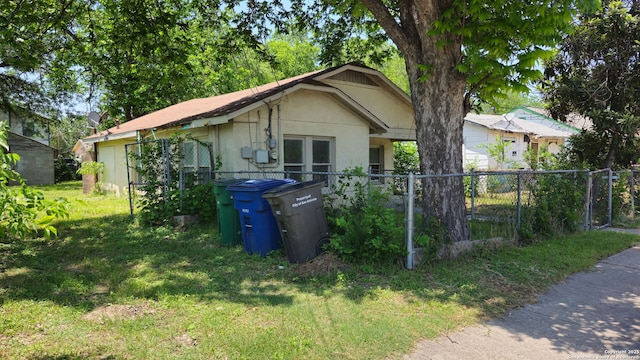 331 S San Gabriel, San Antonio, TX 78237 - view of front of house