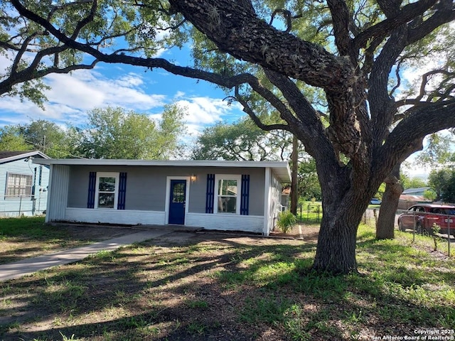 811 N Archer, Beeville, TX 78102 - view of ranch-style home
