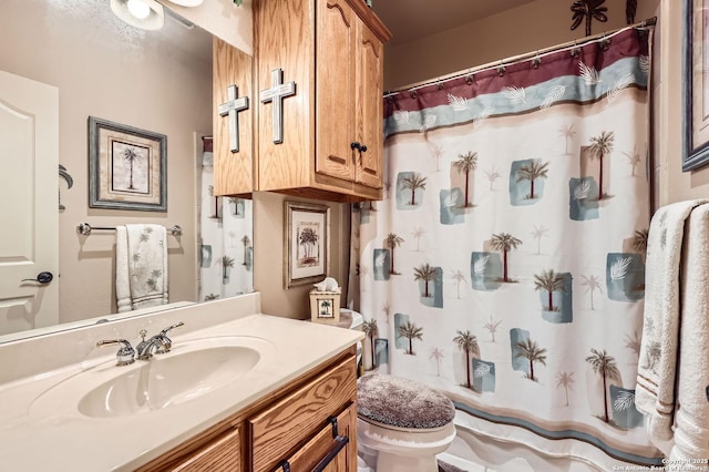 5718 Elam Way, San Antonio, TX 78261 - bathroom featuring vanity, toilet, and a shower with shower curtain
