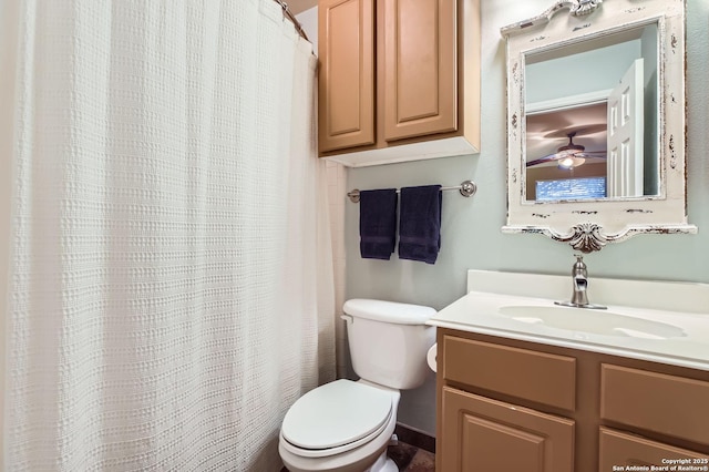 28 Cutter Grn, San Antonio, TX 78248 - bathroom with toilet, vanity, ceiling fan, and curtained shower