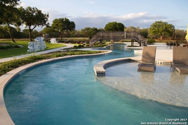 339 Sugarcane, New Braunfels, TX 78132 - outdoor pool featuring stairs