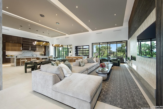 24607 Cliff Line, San Antonio, TX 78257 - living area with recessed lighting and a towering ceiling