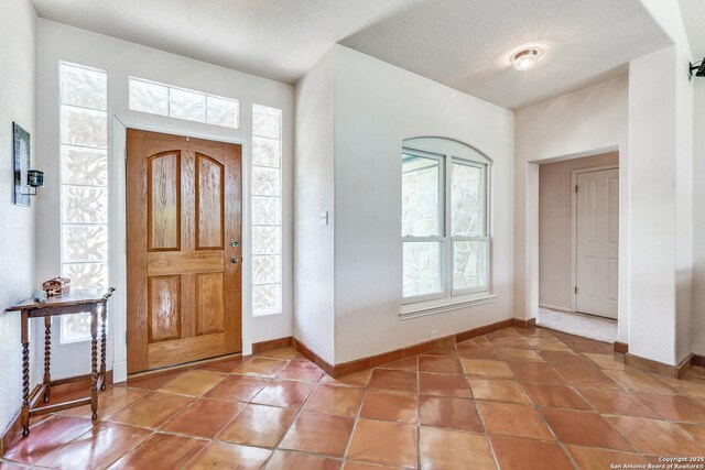 121 Maderas, Seguin, TX 78155 - tiled foyer entrance featuring baseboards