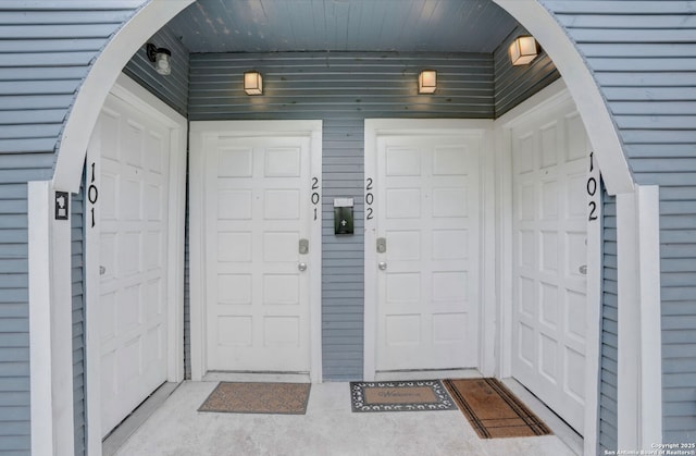 402 E Dewey, San Antonio, TX 78212 - view of exterior entry