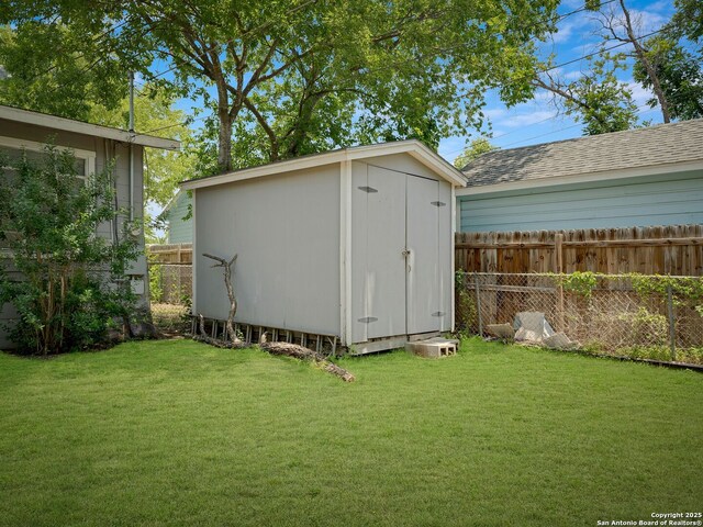 126 Arnold, San Antonio, TX 78213 - view of shed