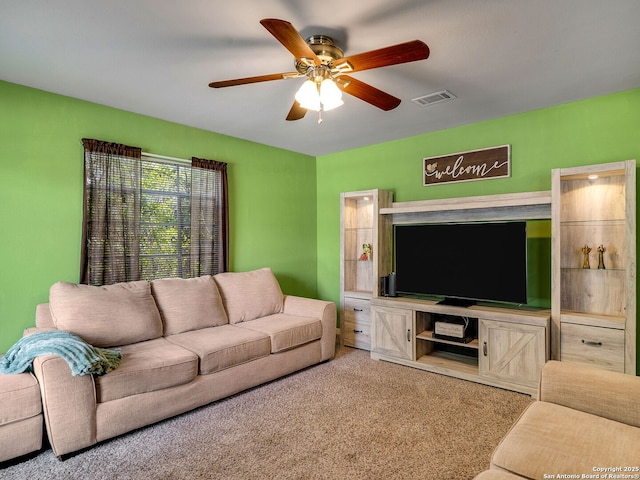 126 Arnold, San Antonio, TX 78213 - carpeted living room featuring a ceiling fan