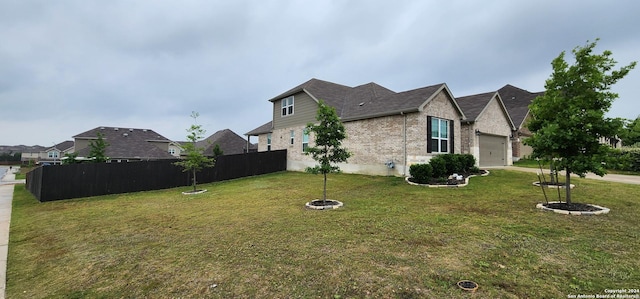 7604 Pecos Rdg, Boerne, TX 78015 - view of side of home with brick siding and a garage