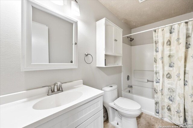 6119 Ferrysage, San Antonio, TX 78244 - full bathroom with toilet, vanity, shower / bath combo, and a textured ceiling