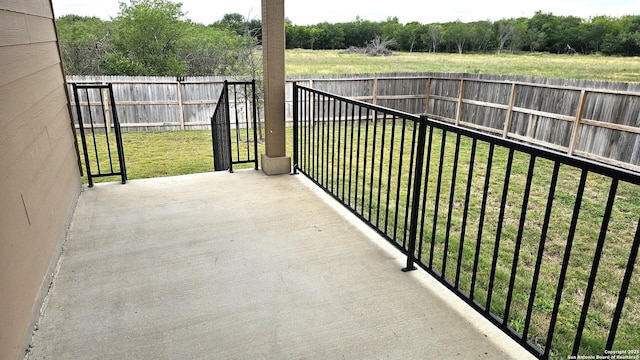 5930 Foster Bnd, San Antonio, TX 78244 - view of balcony