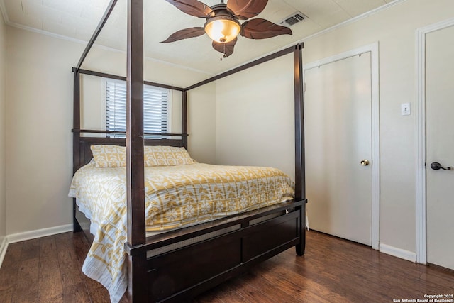322 Pool, San Antonio, TX 78223 - bedroom with wood finished floors, crown molding, and baseboards