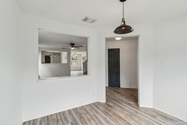 87 Kenrock Rdg, San Antonio, TX 78254 - unfurnished room featuring wood finished floors, ceiling fan, and baseboards
