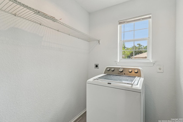 87 Kenrock Rdg, San Antonio, TX 78254 - washroom with washer / dryer and baseboards