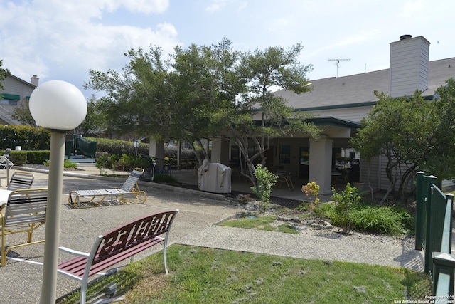 12610 Uhr Ln Unit 281, San Antonio, TX 78217 - view of yard featuring a patio
