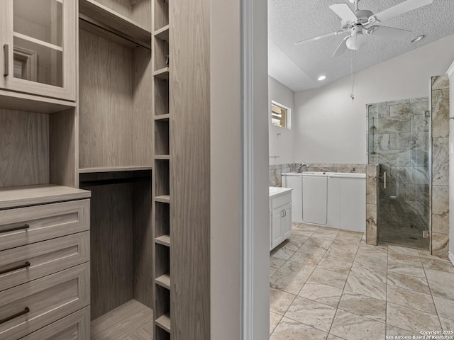 16 Cheshire, San Antonio, TX 78218 - spacious closet with a ceiling fan