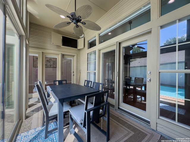 16 Cheshire, San Antonio, TX 78218 - sunroom / solarium featuring ceiling fan and outdoor dining space