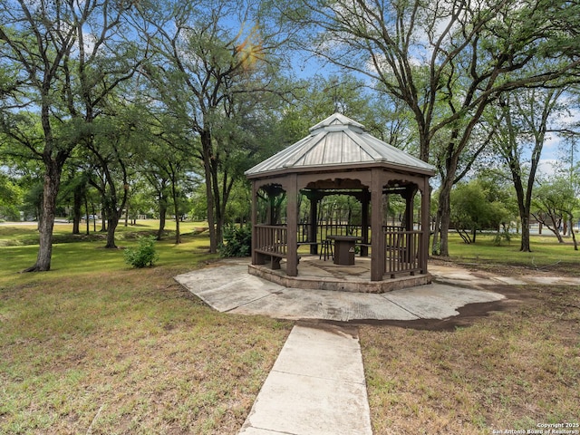 16 Cheshire, San Antonio, TX 78218 - view of home's community with a gazebo and a lawn