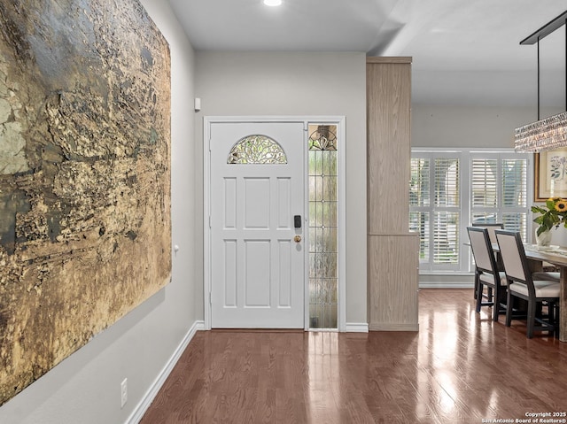 16 Cheshire, San Antonio, TX 78218 - entrance foyer featuring wood finished floors and baseboards