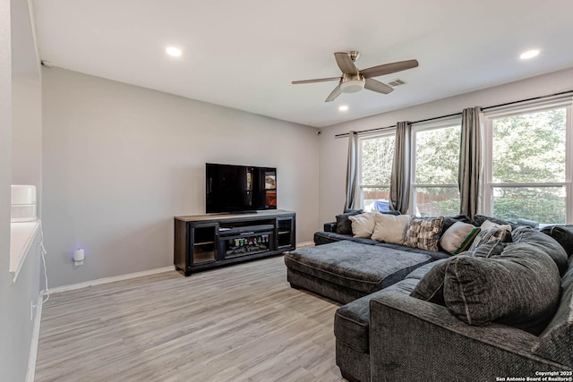 20827 Foothill Pne, San Antonio, TX 78259 - living room featuring light wood finished floors, a ceiling fan, baseboards, and recessed lighting