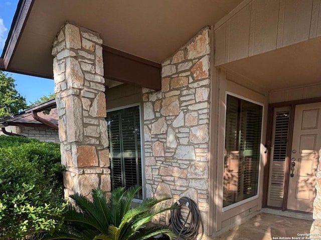8526 Timberwilde, San Antonio, TX 78250 - property entrance with stone siding