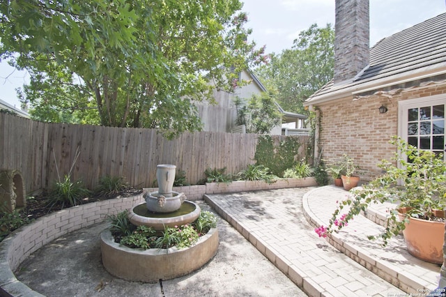 8 Kensington Ct, San Antonio, TX 78218 - view of patio / terrace