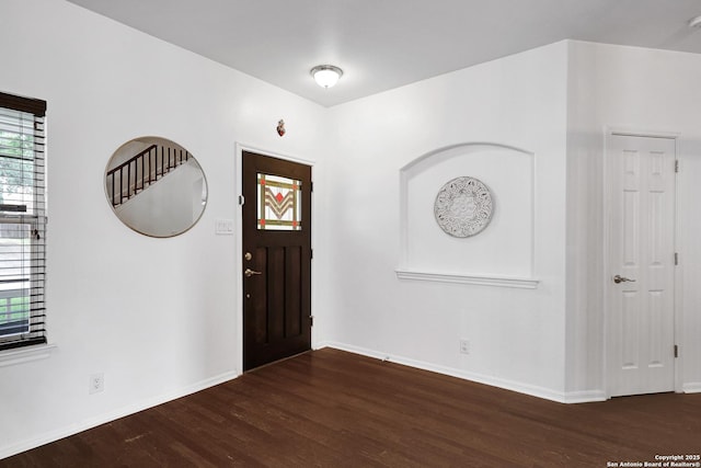 4451 Taylors Bnd, San Antonio, TX 78247 - foyer entrance featuring wood finished floors