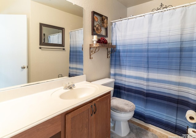 3322 Dunlap Flds, Converse, TX 78109 - full bathroom featuring toilet, vanity, a textured wall, and a shower with curtain